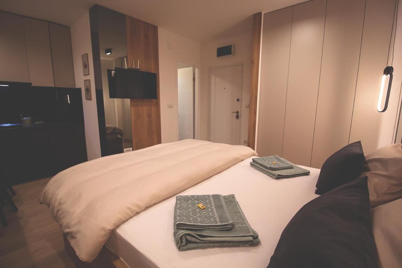 Top Room Apartment