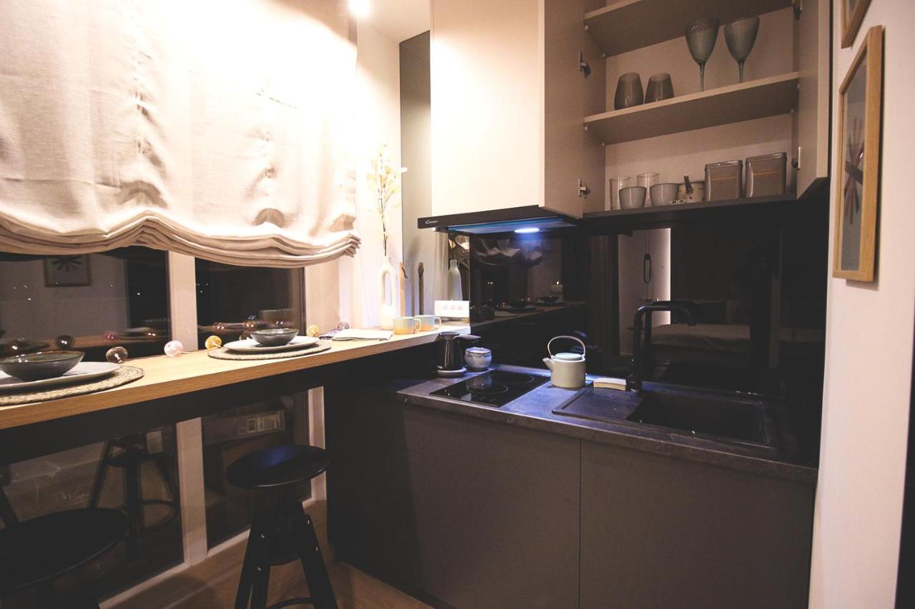 Top Room Apartment *