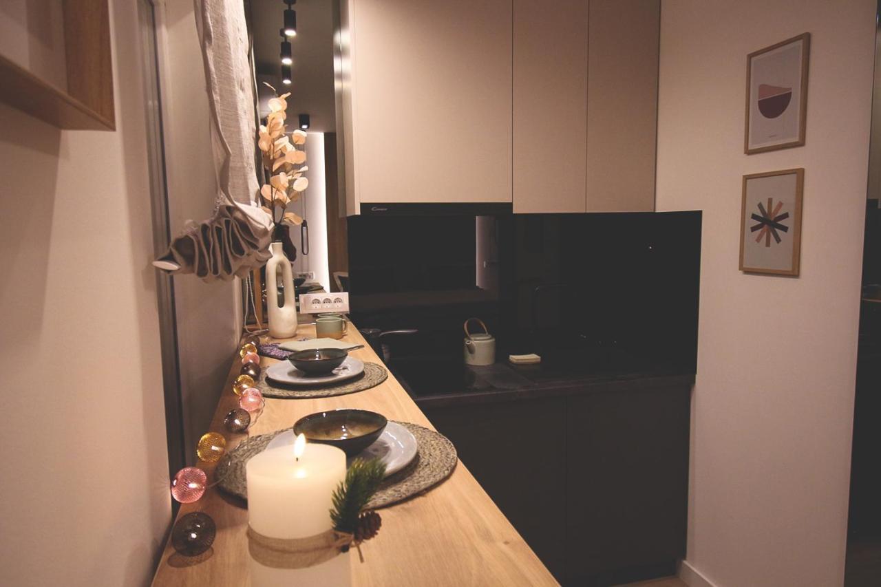 Top Room * Sabac